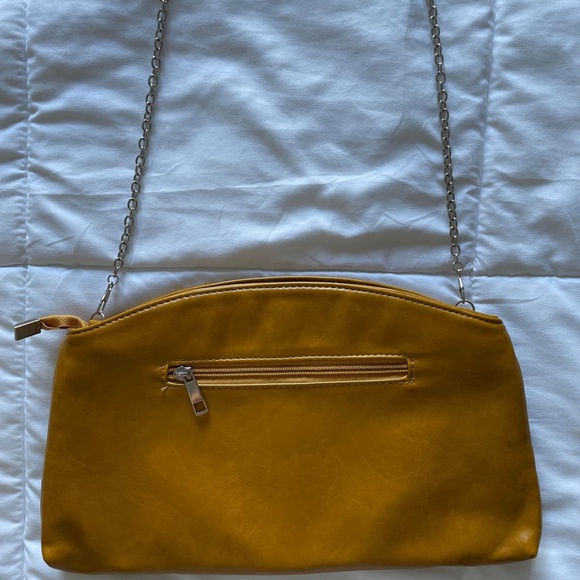 Mustard Purse/Clutch with Removable Silver Chain - Picture 3 of 8